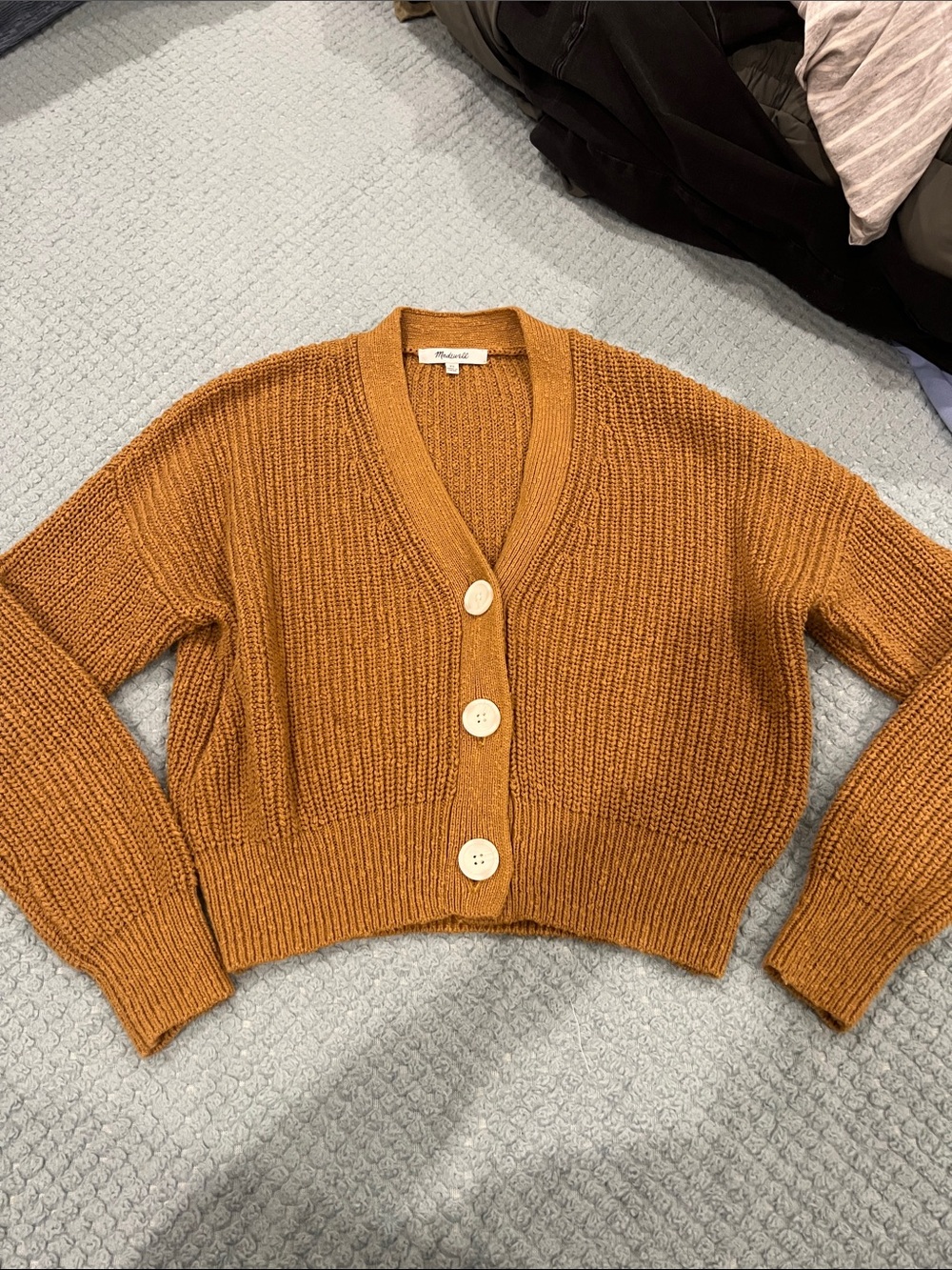 Madewell Cropped V-Neck Cardigan in Pumpkin Brown